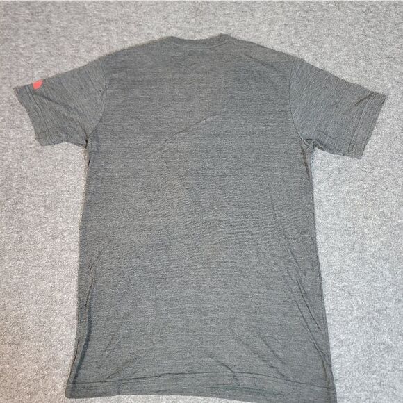 The North Face Bear Tested & Proven Logo Men Hiking T-Shirt Size S Gray Slim Fit - Picture 2 of 8